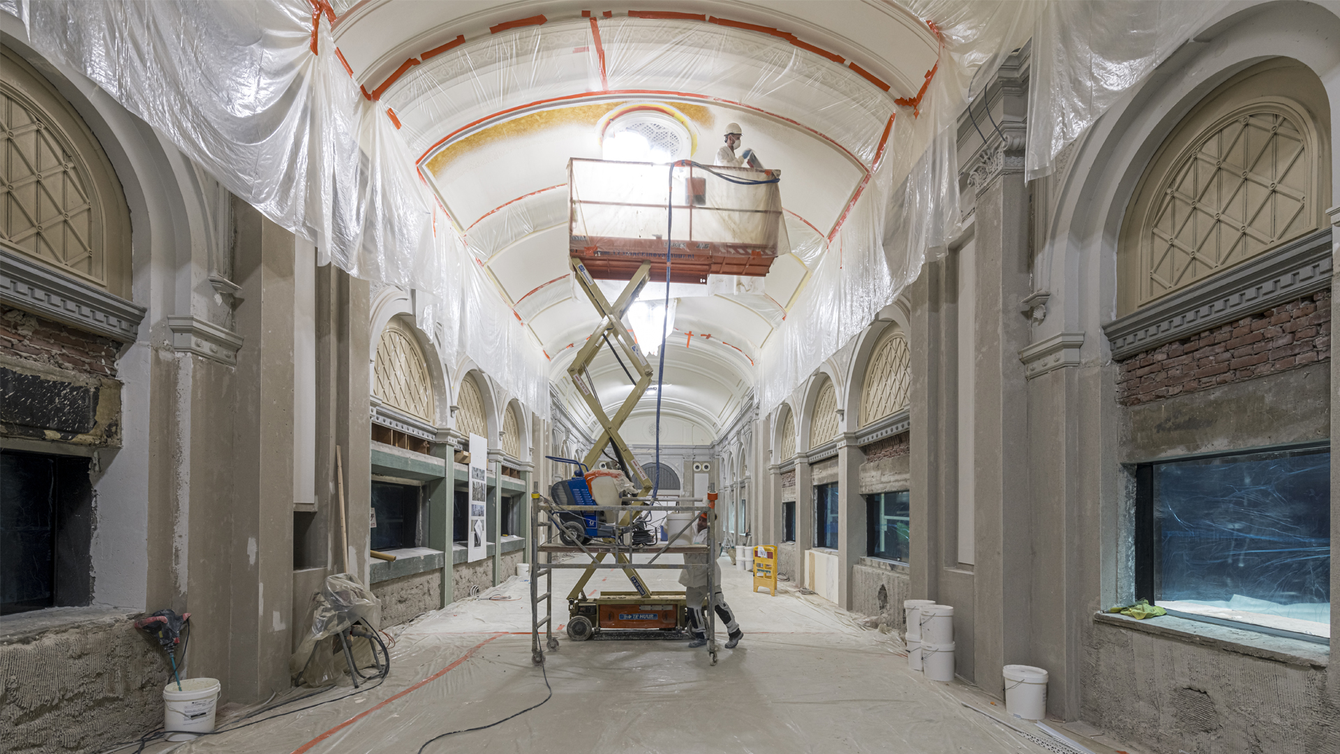 OPBOUW FASE ARTIS AQUARIUM GESTART